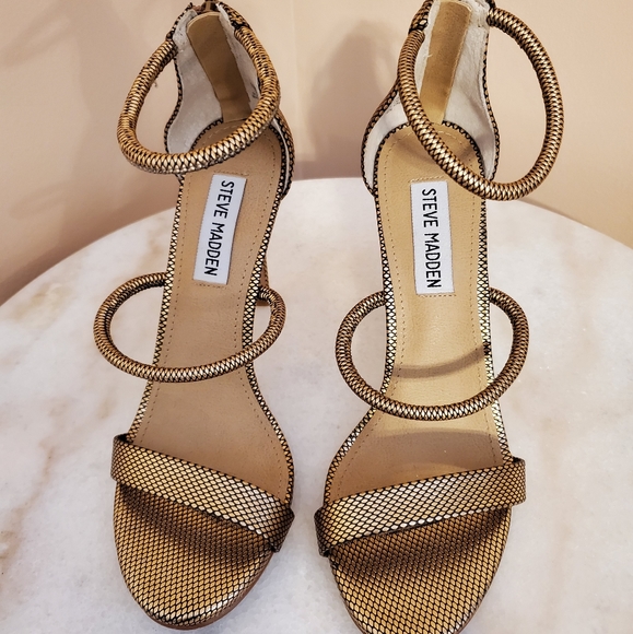 Steve Madden Clay Sandal - Picture 6 of 12